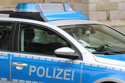 Brutaler Angriff in Schwarzenberg: Frau schlägt Kinder und bespuckt Polizisten - Eine erwachsene Frau griff zwei Kinder an. Symbolbild. Foto: Pixabay