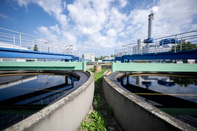 BSI bereitet sich auf technische Absicherung von Neuwahl vor - Zur sogenannten kritischen Infrastruktur zählen auch die Klärwerke großer Städte wie das Klärwerk Ruhleben der Berliner Wasserbetriebe. (Archivfoto)