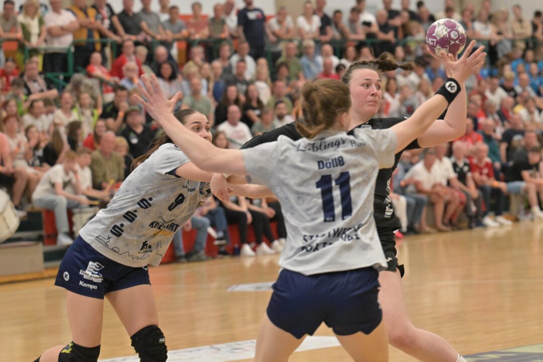 BSV Sachsen Zwickau: Ein Aushängeschild im sächsischen Handball - Die Damen des BSV Sachsen Zwickau spielen in der 1. Handball-Bundesliga. 