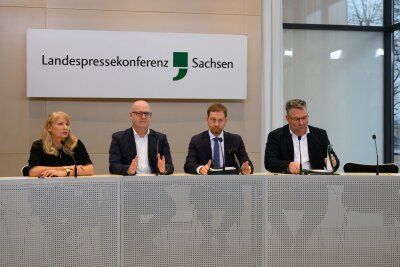 Bündnis von CDU, BSW und SPD in Sachsen gescheitert - Ein Bündnis von CDU, BSW und SPD in Sachsen ist gescheitert.