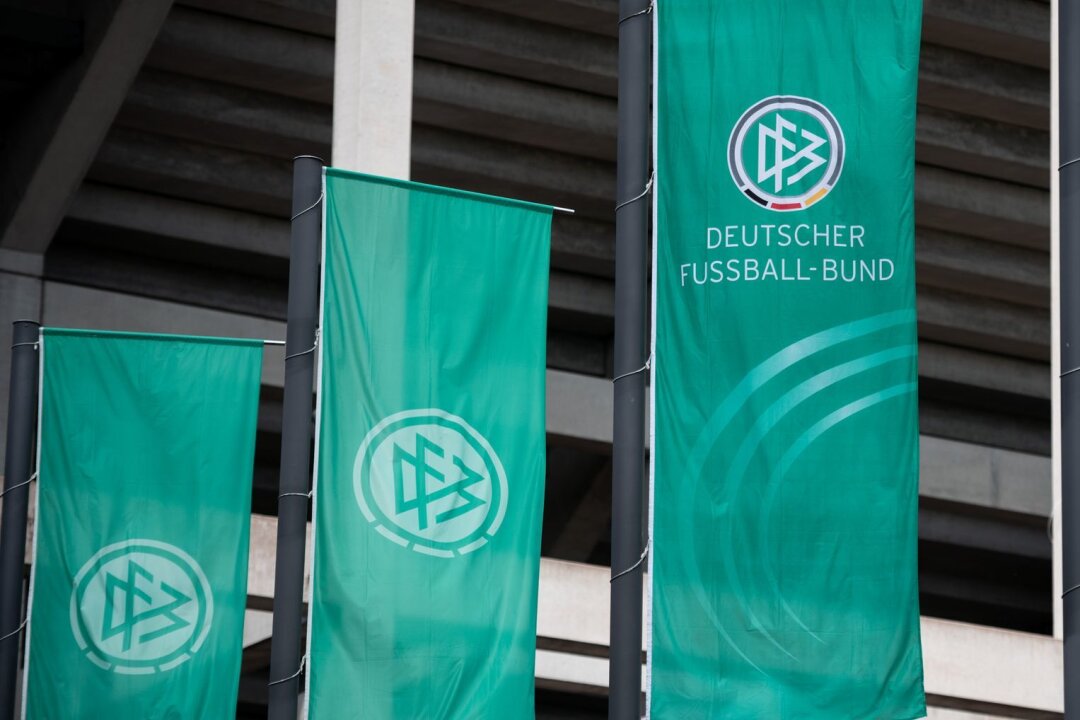 Bundesliga-Saison 2025/2026 beginnt am 22. August - Das Präsidium des Deutschen Fußball-Bundes hat den Rahmenterminkalender für 2025/2026 verabschiedet.