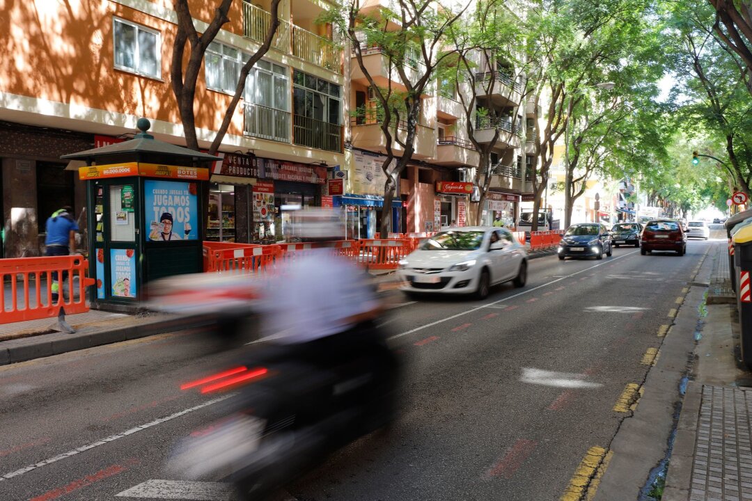 Bußgeld vermeiden: Was Autofahrer in Spanien beachten müssen - Schnell bezahlen lohnt sich: In Spanien gibt es 50 Prozent Rabatt auf Bußgelder, wenn sie innerhalb von 20 Tagen beglichen werden. Autofahrer sollten dennoch die Verkehrsregeln und Parkvorschriften kennen um es gar nicht erst so weit kommen zu lassen.