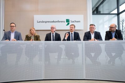 CDU und SPD plädieren für neue politische Kultur - CDU und SPD wollen in Sachsen eine gemeinsame Minderheitsregierung bilden.