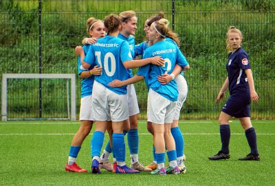 CFC-Frauen: Nach Last-Minute-Schock platzt Landesmeistertiteltraum! - Zum vierten Mal in Folge stehen die CFC-Frauen auf dem undankbaren zweiten Platz. Foto: Marcus Hengst