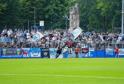 CFC gewinnt bei Hertha II! - Aus Chemnitz waren 288 Anhänger angereist. Foto: Marcus Hengst