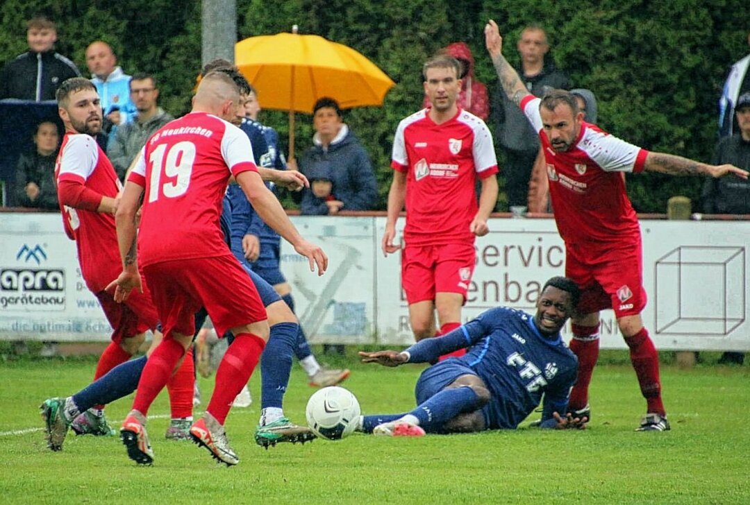 CFC gewinnt Test gegen Neukirchen! -  Der Chemnitzer FC hat das Testspiel gegen SG Neukirchen/Erzgebirge standesgemäß gewonnen. Foto: Marcus Hengst