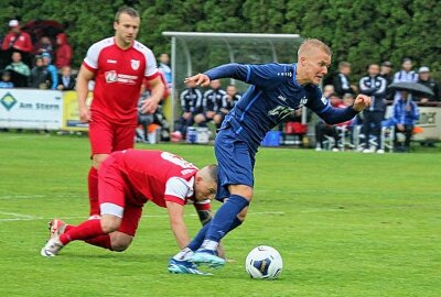 CFC gewinnt Test gegen Neukirchen! - Der dritte Treffer in der ersten Halbzeit war Wolter vorbehalten. Foto: Marcus Hengst