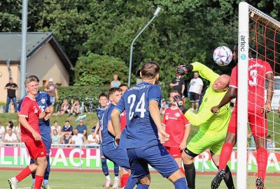 CFC: Knaller-Auftakt gegen den HFC?! - Der Viertligist hat bis dato - allesamt gegen unterklassige Mannschaften - vier Testspiele absolviert und diese standesgemäß gewonnen. Foto: Marcus Hengst