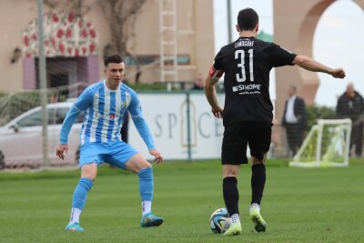 CFC-Saisonfazit, Teil 1: Starke Stabilisierung nach schwachem Start! - Damer war der beste Spieler der Himmelblauen. Mit zehn Toren und sechs Vorlagen katapultierte er sich in den Herzen der CFC-Fans. Im Wintertrainingslager in Belek traf der Mittelfeldstratege im Testspiel auf seinen alten Arbeitgeber, den Halleschen FC. Foto: Marcus Hengst