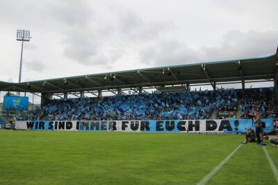 Die CFC-Fans strömten zahlreich zu den Heimspielen im "Stadion - An der Gellertstraße". Durchschnittlich waren es 5.115. Foto: Marcus Hengst