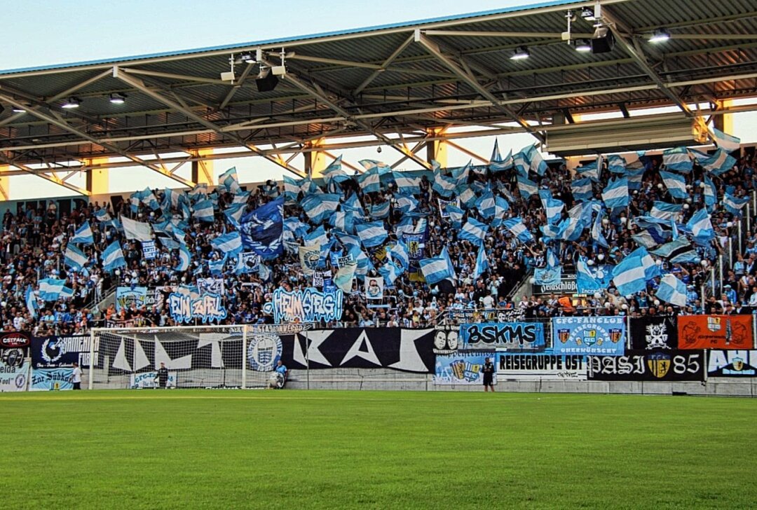 CFC-Spielplan: Erst kommt der HFC, dann der FSV Zwickau! - Am ersten Spieltag der Saison 2024/25 gastiert der Hallesche FC im "Stadion - An der Gellertstraße". Foto: Marcus Hengst