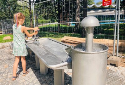 Chemnitz feiert 50 Jahre Fritz-Heckert mit buntem Programm und Einweihungen - Der erste Wasserspielplatz in Chemnitz wurde eingeweiht. Foto: Steffi Hofmann