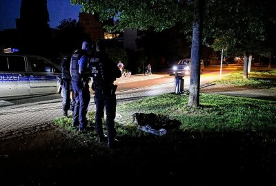 Chemnitz: Zwei Verletzte nach Auseinandersetzung -  Polizei sichert Spuren und befragt Zeugen. Foto: Harry Härtel