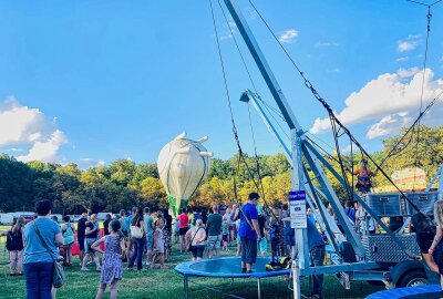 Chemnitzer Ballonfest ist eröffnet - Das Ballonfest im Chemnitzer Küchwald ist eröffnet. Foto: Steffi Hofmann