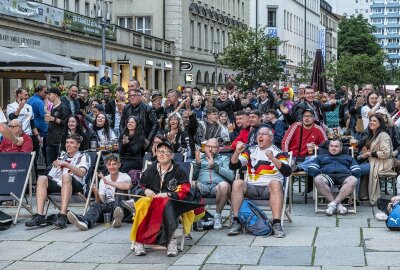 Chemnitzer-City feiert grandiosen Auftaktsieg der DFB-Elf - Chemnitz im Fußballfieber. Foto: Ralph Kunz