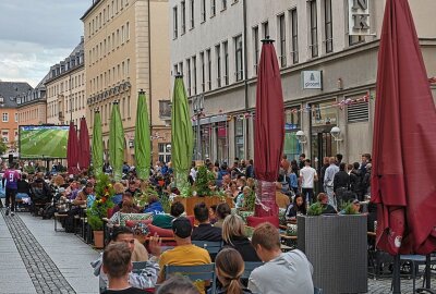 Chemnitzer City trauert: Deutschland verliert im Viertelfinale - Das Spiel war von Anfang an hart umkämpft. Foto: Harry Härtel/ Härtelpress