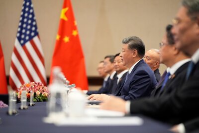 Chinas Xi will mit Trump-Regierung zusammenarbeiten - Biden trifft Xi am Rande des Apec-Gipfels in Lima. 