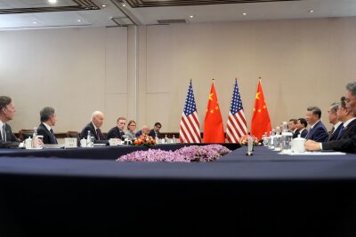 Chinas Xi will mit Trump-Regierung zusammenarbeiten - Biden trifft Xi am Rande des Apec-Gipfels in Lima. 