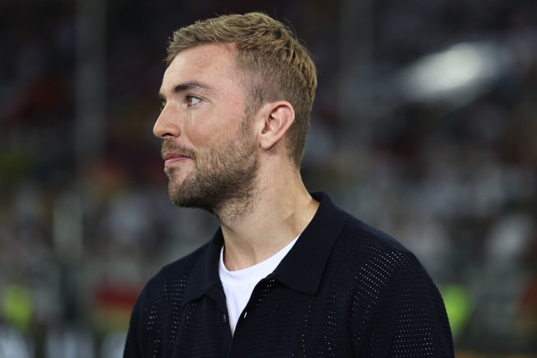 Christoph Kramer gibt Einblicke in seinen Debütroman - Am 15. März 2025 erscheint Christoph Kramers Debütroman "Das Leben fing im Sommer an". 