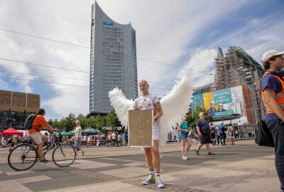 Christopher Street Day in Leipzig: Rechter Protest wird abgesagt - In Leipzig findet am Samstag der Christopher Street Day statt. Foto: EHL Media/Matthew Damarell