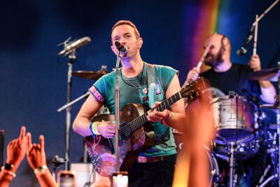 Coldplay-Sänger Chris Martin fällt in Bühnenloch - Chris Martin erlebte bei einem Auftritt in Melbourne einen Schreckmoment. 