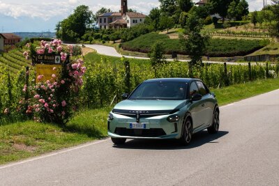 Comeback: So fährt sich der neue Lancia Ypsilon - Hübsche Aussicht: Der Lancia Ypsilon galt stets als designorientiert - wie gefällt Ihnen der Neue?