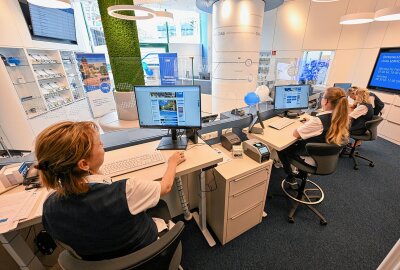 CVAG eröffnet neues Servicecenter im Tietz -  Bahn Bus Service Center im Tietz wurde eröffnet. Foto: Andreas Seide