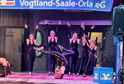 Das sind die Gewinner der "Sterne des Sports" - Die Capolos vom Turnverein Pausa e.V. präsentierten beeindruckende Akrobatik. Foto: Volksbank