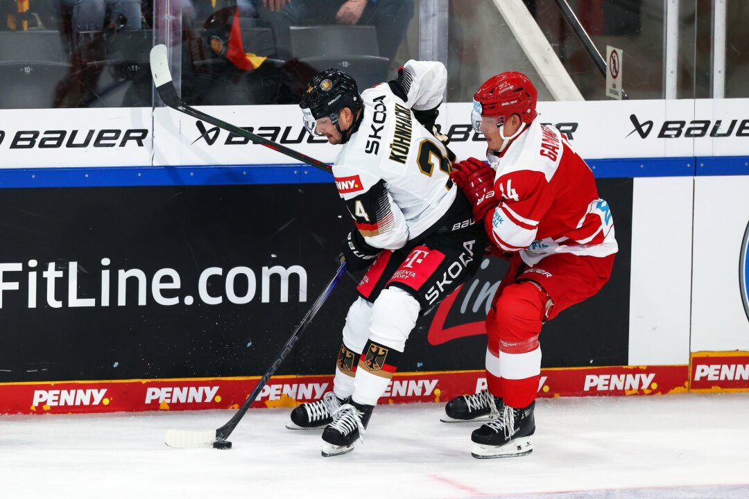 DEB-Auswahl verliert Auftakt-Krimi beim Deutschland Cup - Deutschland und Dänemark lieferten sich ein torreiches erstes Spiel beim Deutschland Cup.