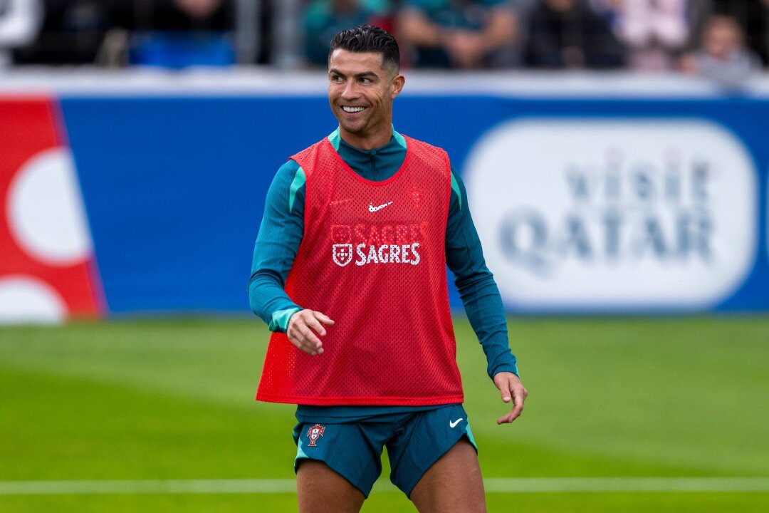 "Denken in großen Dimensionen" - Ronaldos EM-Mission - Cristiano Ronaldo und Portugal starten gegen Tschechien in das EM-Turnier.