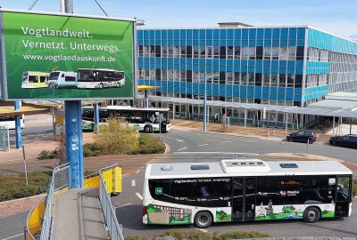 Der Busbetrieb im Vogtland rollt unter kommunaler Flagge - Der Busbetrieb im Vogtland rollt unter kommunaler Flagge! Foto: Karsten Repert