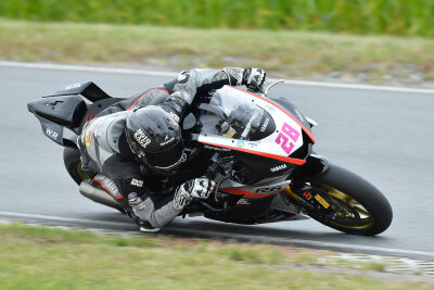 Der erste IDM-Renntag auf dem Schleizer Dreieck - Lennox Lehmann auf dem Weg zu Startplatz 4. Foto: Thorsten Horn