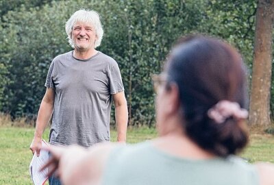 Der weiße Ziegenbock vom Katzenstein treibt wieder sein Unwesen - Axel Poike während einer Probe. Foto: Jan Görner