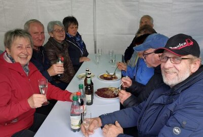 Der ZWAV macht es möglich: Endlich gibt’s genug Wasser für alle Vogtländer - Hier gibt es ein paar Impressionen vom Wasserfest in Oberbrambach.