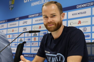 Derby: Der Chemnitzer FC empfängt den FSV Zwickau - CFC-Kapitän Tobias Müller bei der Pressekonferenz. Foto: Harry Härtel