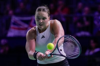 Deutsche Tennis-Damen in Malaga gleich raus - Jule Niemeier ist mit den deutschen Tennis-Damen beim Billie Jean King Cup ausgeschieden.