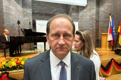 Deutscher Botschafter Lambsdorff kontert Moskauer Vorwürfe - Deutschlands Botschafter in Moskau, Alexander Graf Lambsdorff, hat im Außenministerium in Moskau eine Protestnote erhalten, weil in Rostock ein Marinequartier zur Stärkung der Nato-Ostflanke eröffnet wurde. (Archivbild)