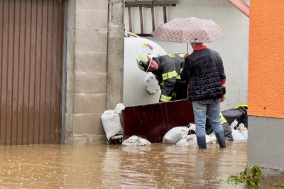 Deutscher Wetterdienst warnt vor Gewitter und Starkregen - Der Deutsche Wetterdienst hat für den Sonntagabend und die Nacht zum Montag in Teilen Sachsens vor starkem Gewitter gewarnt. Symbolbild: Foto: Daniel Unger