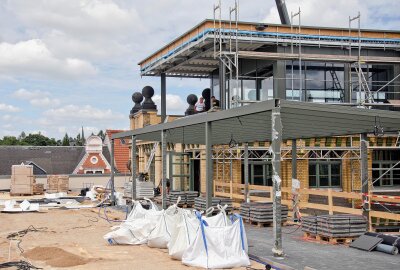 Die Fabrik: Modernes Arbeitsareal hinter historischen Mauern in Chemnitz entsteht - Von der ehemaligen Strickmaschinenfabrik zur kreativen Oase: Arbeiten, entspannen und genießen unter einem Dach. Foto: Rico Hinkel