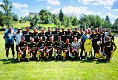 Die Sportfreundschaft zwischen Hof und Plauen lebt neu auf - Hier gibt's Bilder vom Städtervergleich zwischen Plauen und Hof. Foto: Volker Herold / Thomas Fritzlar / Pressebüro Repert 