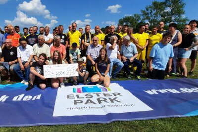 Die Sportfreundschaft zwischen Hof und Plauen lebt neu auf - Hier gibt's Bilder vom Städtervergleich zwischen Plauen und Hof. Foto: Volker Herold / Thomas Fritzlar / Pressebüro Repert 