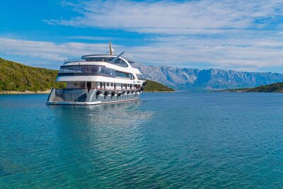 Diese neuen Schiffe fahren 2025 auf den Flüssen - Kein Fluss, sondern Küste: Die Jacht "My Solaris" schippert für Thurgau Travel die kroatische Adria entlang.