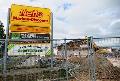 Dieser Ort im Erzgebirge bekommt einen neuen Netto-Markt - Der neue Markt, der an gleicher Stelle gebaut wird, hat eine Verkaufsfläche von 1050 Quadratmetern zu bieten. Foto: Andreas Bauer