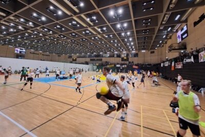 Dodgeball-Familien-Event: Sportlicher Erfolg für Groß und Klein - Impressionen vom Einzug ins Achtelfinale bei der Dogdeball WM in Garz.