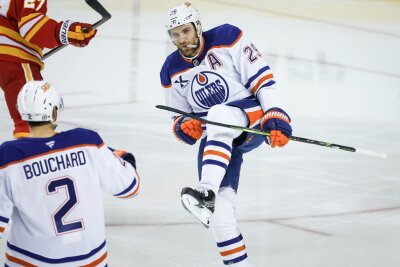 Draisaitl trifft nach 20 Sekunden: Oilers gewinnen in NHL - Traf schon nach 20 Sekunden zum 1:0: Leon Draisaitl von den Edmonton Oilers. 