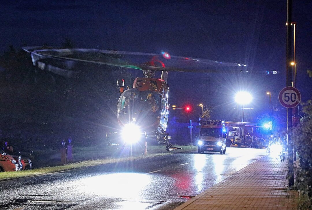 Drei Verletzte nach Fettexplosion in Restaurantküche -  Am Freitagabend kam es gegen 20.50 Uhr in Pesterwitz zu einem Arbeitsunfall. Foto: Roland Halkasch