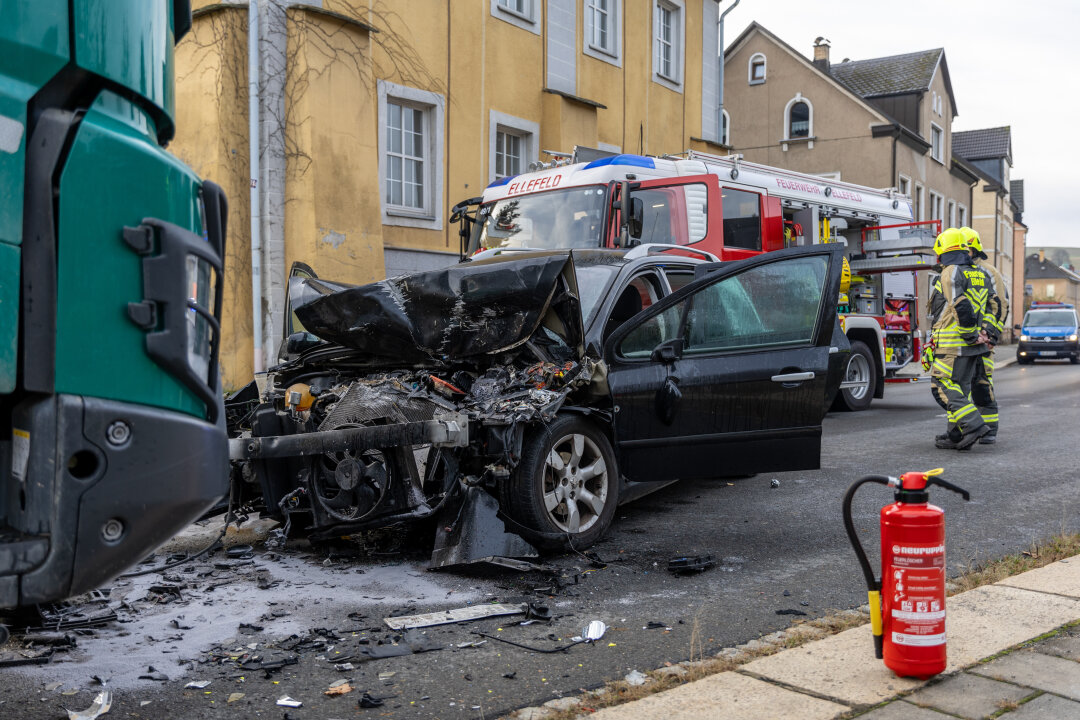 Ein Rettungshubschrauber ist vor Ort. Foto: David Rötzschke