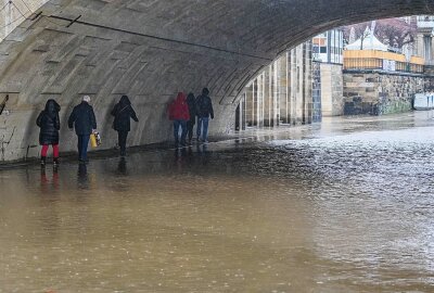 Dresden macht dicht: Altstadt mit Flutschutztoren vor Hochwasser geschützt - Auch Dresden schützt sich vor dem Hochwasser. Foto: xcitepress/Finn Becker