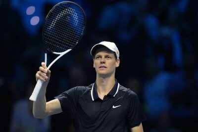 "Du bist ein König" - Sinner begeistert bei Heim-Auftritt - Jannik Sinner strebt ein Jahr nach seinem verlorenen Endspiel seinen ersten Titel bei den ATP Finals an.