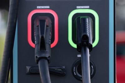 E-Autos pro Ladepunkt: Sachsen erneut auf Platz eins - Auf einen Ladepunkt kommen in Sachsen 11,8 E-Autos.